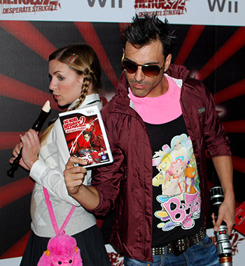 Travis y sus chicas en Madrid por No More Heroes 2